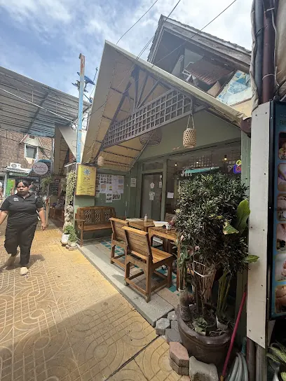 JaJa Cafe & Spice, a top restaurant on Phi Phi Island