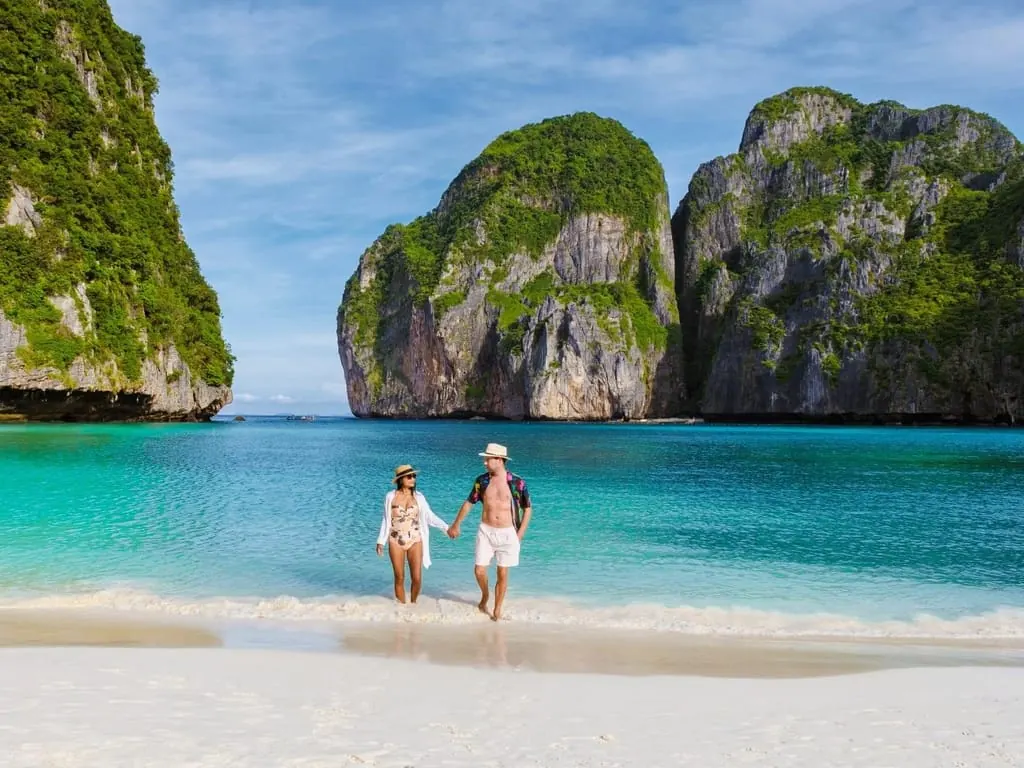 Phuket: Phi Phi Islands & Maya Bay Day Trip with Lunch — turquoise water and limestone cliffs of Maya Bay, Phi Phi (photo 1)